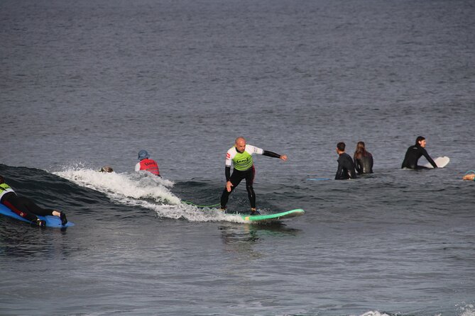 2 hours Semi-private surfing lesson in Playa de Las Americas - Starting with theory before entering the water