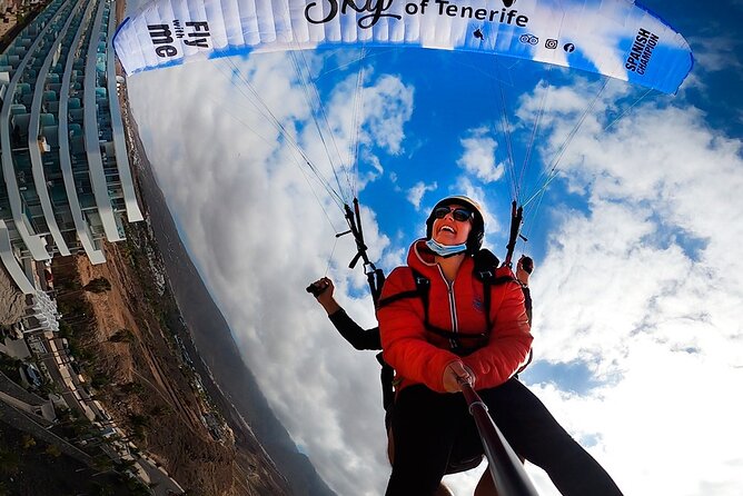 Acrobatic Paragliding Flight with Spanish Champion in Tenerife - Key points to know before booking