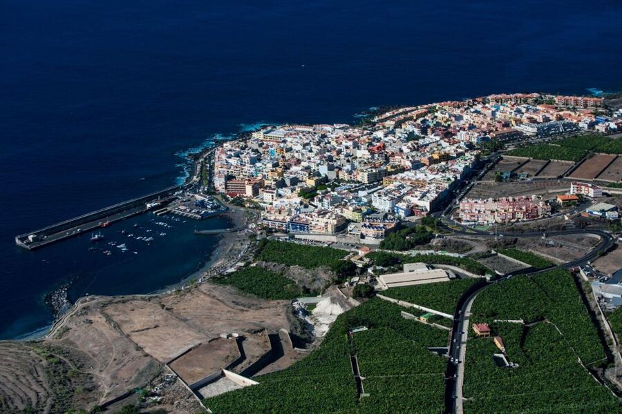 Adeje: Scenic Tenerife Helicopter Flight - Photos, phones, and the best seat