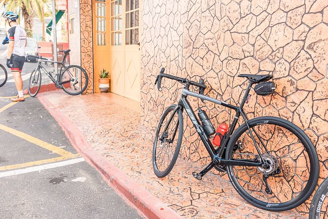 BH SL1 2.9 Road Bike Rental in Tenerife - Getting the fit right before the first climb