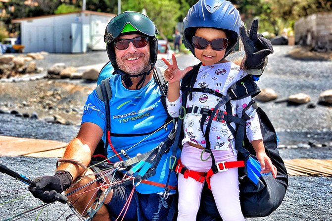 BRONZE tandem paragliding flight in South Tenerife, free pick up - The glide toward La Caleta beach