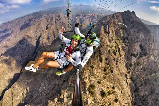 BRONZE tandem paragliding flight in South Tenerife, free pick up - What the GoPro footage really adds