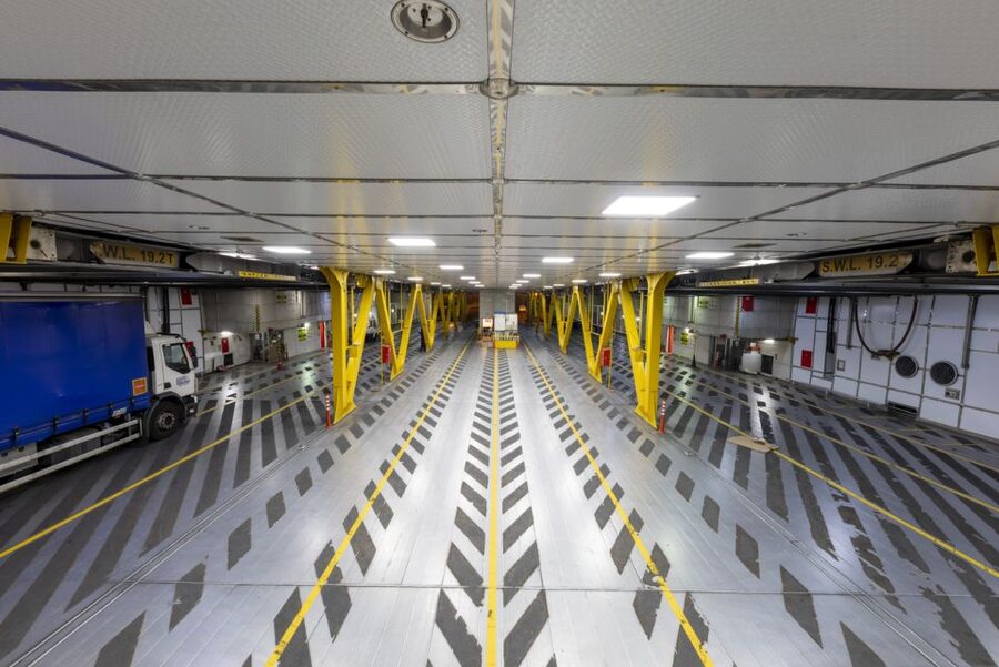 Canary Islands: Ferry Ticket Tenerife/La Gomera - Leaving Los Cristianos with the right paperwork