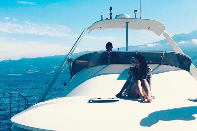 CATAMARAN OCEAN CRUISE TOUR, Food & Drinks included! - The experience for different kinds of visitors