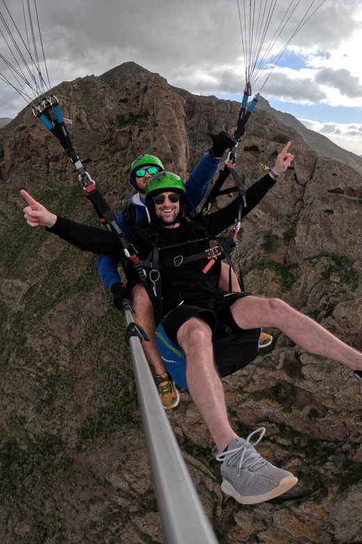 Costa Adaje: Paragliding from 1100m - Incredible landscape! - What the guides add to the experience