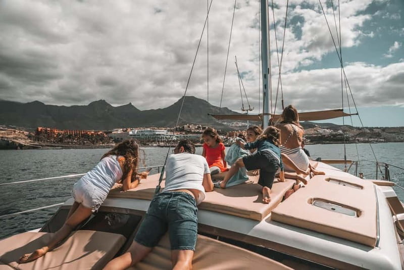 Costa Adeje: Catamaran Tour, Snorkelling, Snacks & Drinks - Who will enjoy this three-hour sailing?
