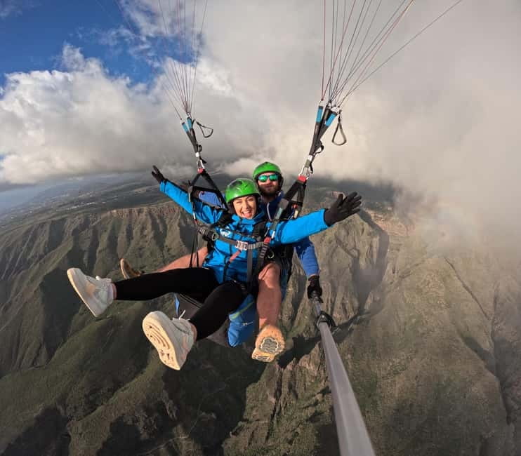 Costa Adeje, Paragliding with pick up service and 5 free photos! - What five free photos really add