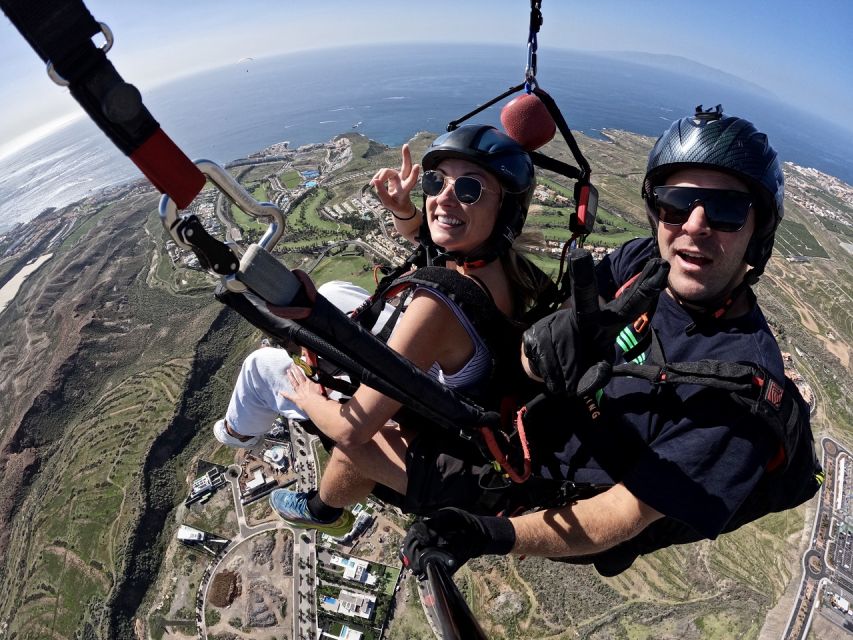Costa Adeje: Tandem Paragliding Flight with Pickup - Helmet, kneepads, and the emergency parachute