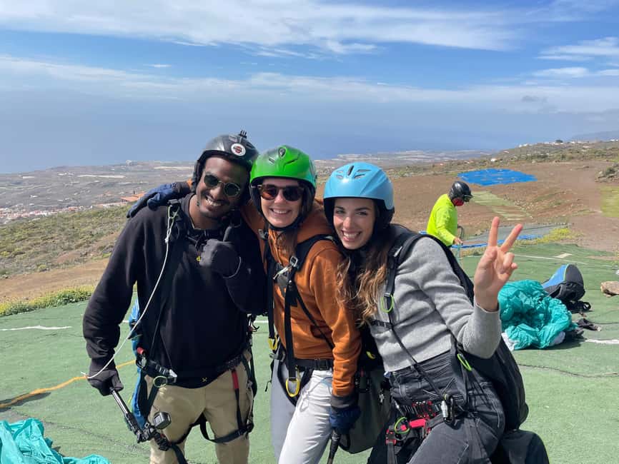 Costa Adeje: Tandem Paragliding Flight - From your hotel to the 700-meter launch point