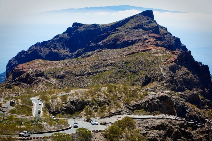 From Playa de las Américas: Full-Day Teide Jeep Safari - Photo stops, local stories, and the human side of the island