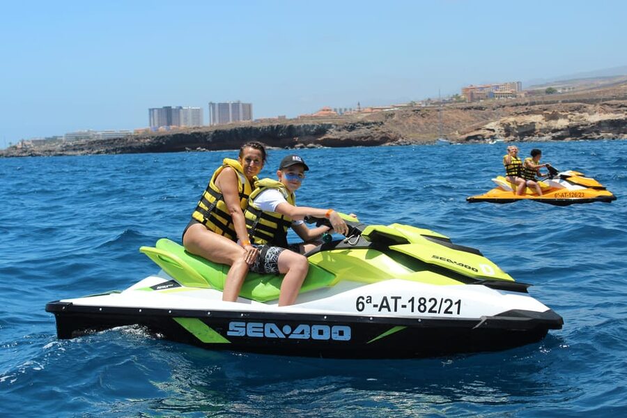 From Puerto Colon : 1 hour adrenaline JetSki tour - Learning the machine before opening the throttle