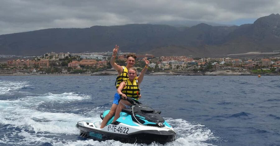 From Puerto Colon : 1 hour adrenaline JetSki tour - Should you book Radikal JetSki?