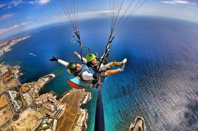GOLD paragliding flight including videos/photos, t-shirt and a bottle of Cava - Safety, nerves, and who will enjoy this most