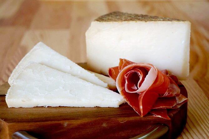 Guided Tour Montesdeoca Cheese Factory - Cheese and Wine Tasting - Key points to know before you book