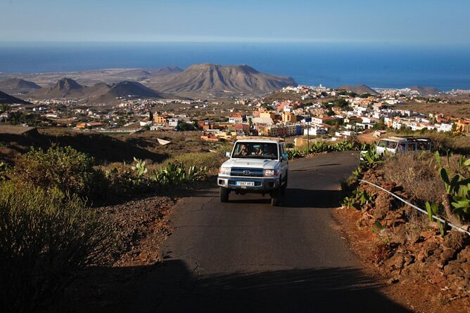 Jeep Safari at Half Day Teide - Riding instead of renting a car