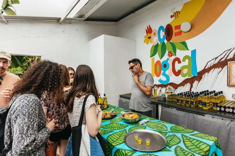 La Orotava: Eco Banana Plantation Tour with Banana Liquor - The banana tasting and liquor stop