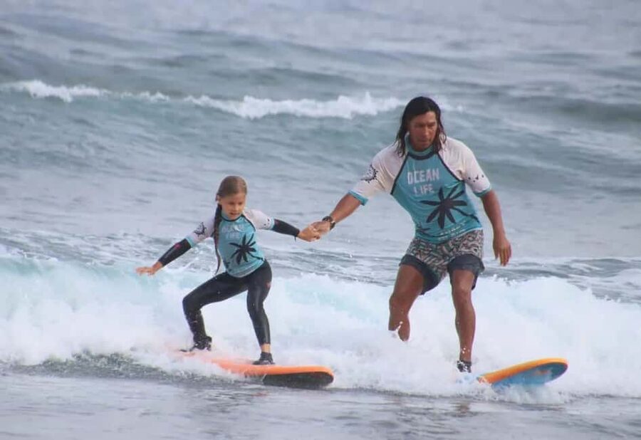 Las Américas: Inolvidable Private Surf Lesson Max 5persons - Reading the waves in Las Américas