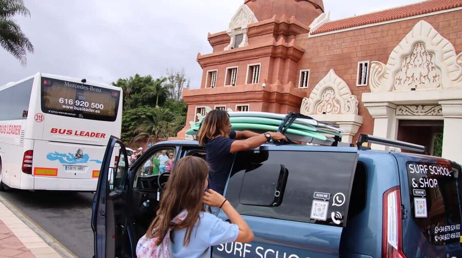 Las Américas: Inolvidable Private Surf Lesson Max 5persons - A useful outing for families and private groups