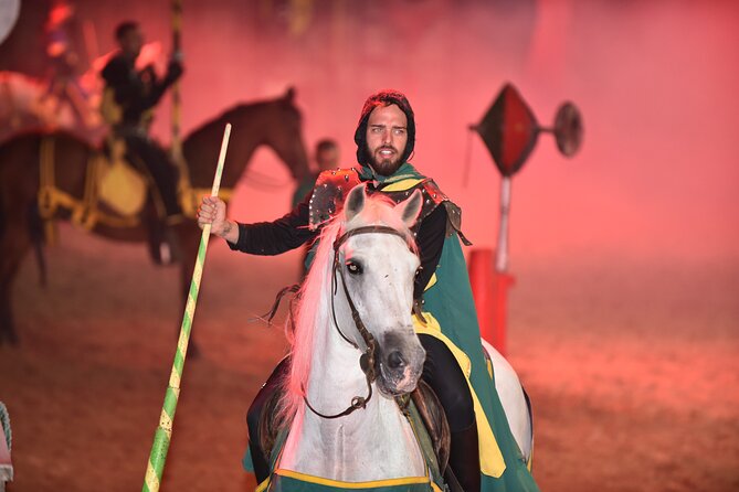 Medieval San Miguel castle with dinner-Show in South Tenerife - Two teams, one loud medieval rivalry