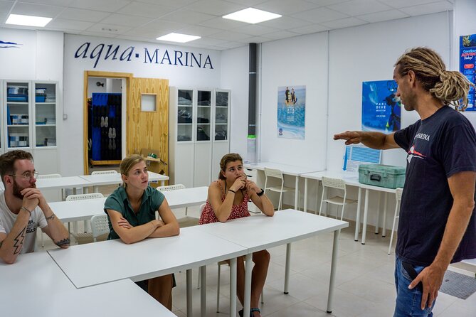 PADI Open Water course in Playa de las Americas - Key points to know before booking