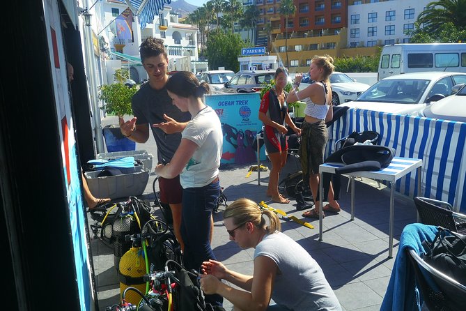 PADI Open Water Diver Course - Who should book this course?