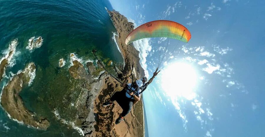 Paragliding in Puerto de la Cruz - Thirty minutes above Puerto de la Cruz