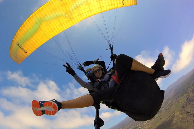 Paragliding Tandem Flight in Tenerife South ¡HOLA! - Key points before you book