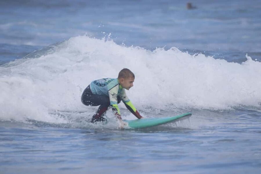 Playa de Las Americas: Surfing Group Lesson with equipment - Booking details that matter