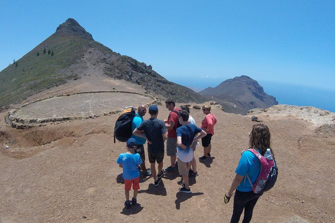 Premium Paragliding in Tenerife : Photos, videos and pickup included - The view of Teide and the Atlantic