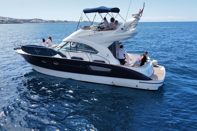 Private Luxury Motor Boat 2, 3 and 4 Hour Charters - Food, drinks, music, and crew service
