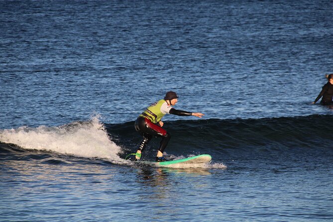 Private Surfing Lesson at Playa de las Américas - Photo analysis after the lesson
