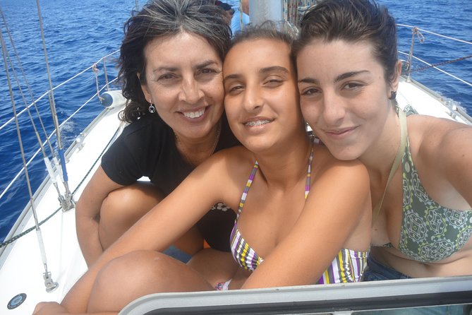 Private Yacht Excursion from Puerto Colon 3 hours - The Cove Stop for Swimming and Snorkeling