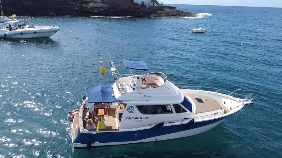 Puerto Colon : Shared/private boat trip with snack & Drinks - Setting out from Puerto Colón