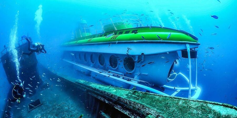 Puerto de la Cruz: Submarine Trip and Beach Stop in Tenerife - The submarine ride at Amarilla harbor