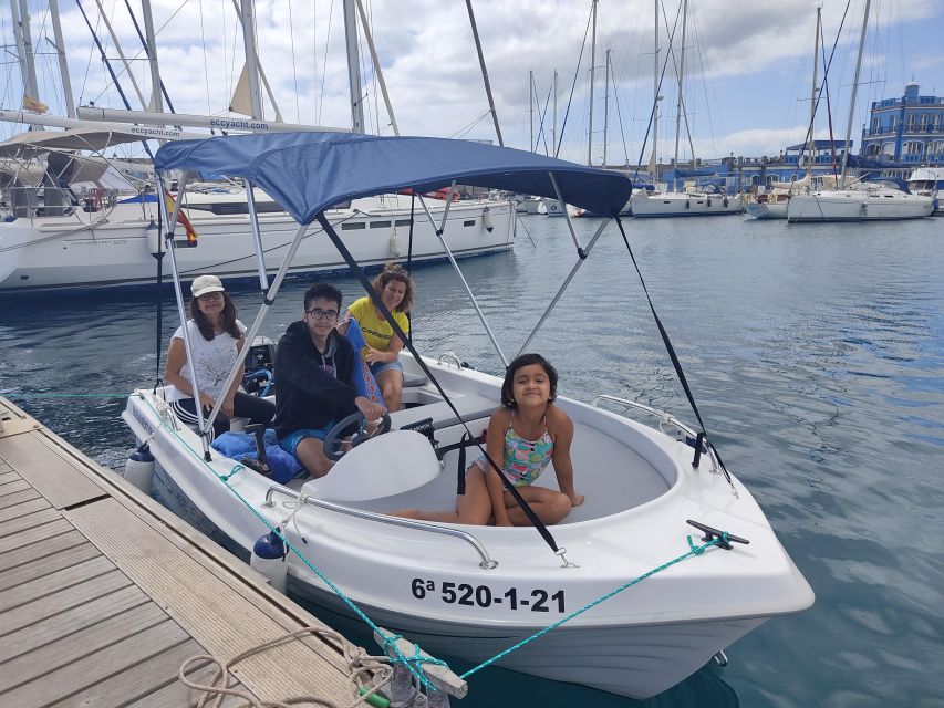 Rent a Boat with No License, Self Drive - Practical details that can save you trouble
