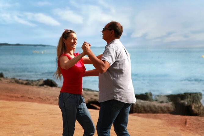 Salsa & Bachata, dance lessons Tenerife south. Have fun and learn - Choose the class that matches your holiday