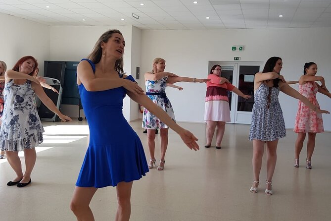 Salsa & Bachata, dance lessons Tenerife south. Have fun and learn - The VIP option comes to your accommodation