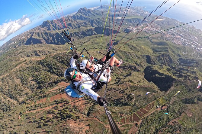 SILVER 1000m paragliding tandem flight above South Tenerife - Who should book this flight?