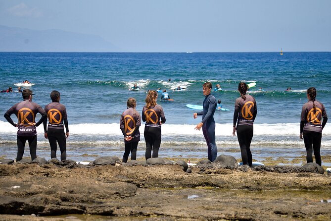 small group surf lesson in Playa de las Américas,Tenerife - Reaching the school and planning your day