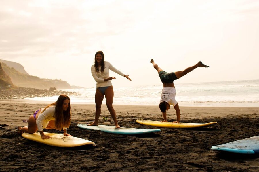 Surf class in Tenerife South - What a two-hour surf lesson in Tenerife South feels like