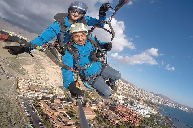 Tandem Paragliding Flight in Costa Adeje from 1100m - Why the small group matters