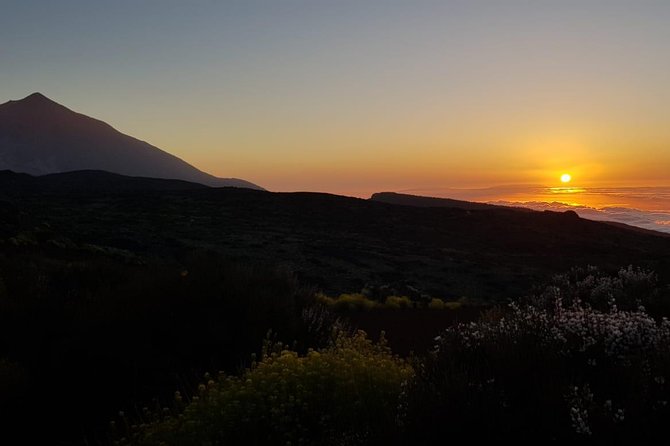 Teide by Night: Sunset & Stargazing with Telescopes Experience - Pickup, timing, and the late return