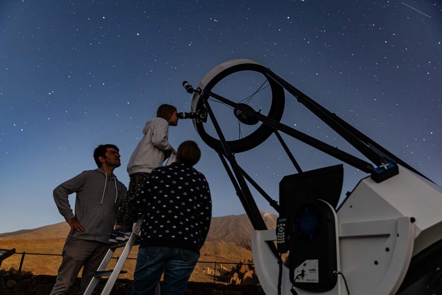 Teide National Park: Guided Large Telescope Stargazing Tour - The opening astronomy talk with Alessandro