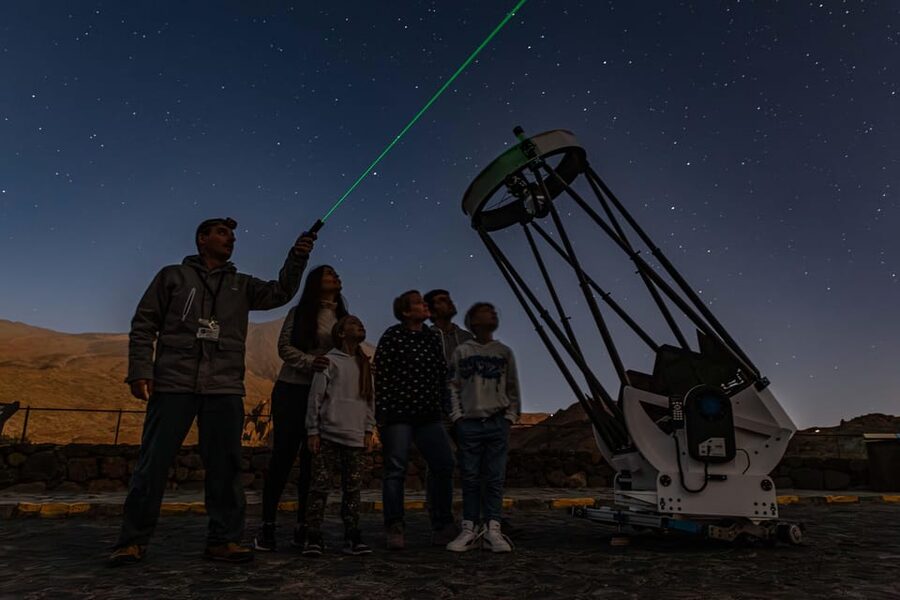 Teide National Park: Guided Large Telescope Stargazing Tour - Looking through the 32-inch telescope