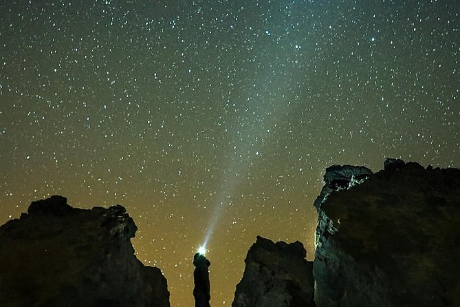 Teide National Park Sunset & Stargazing with Dinner (Star Safari) - Telescopes, lasers, and a sky full of stars