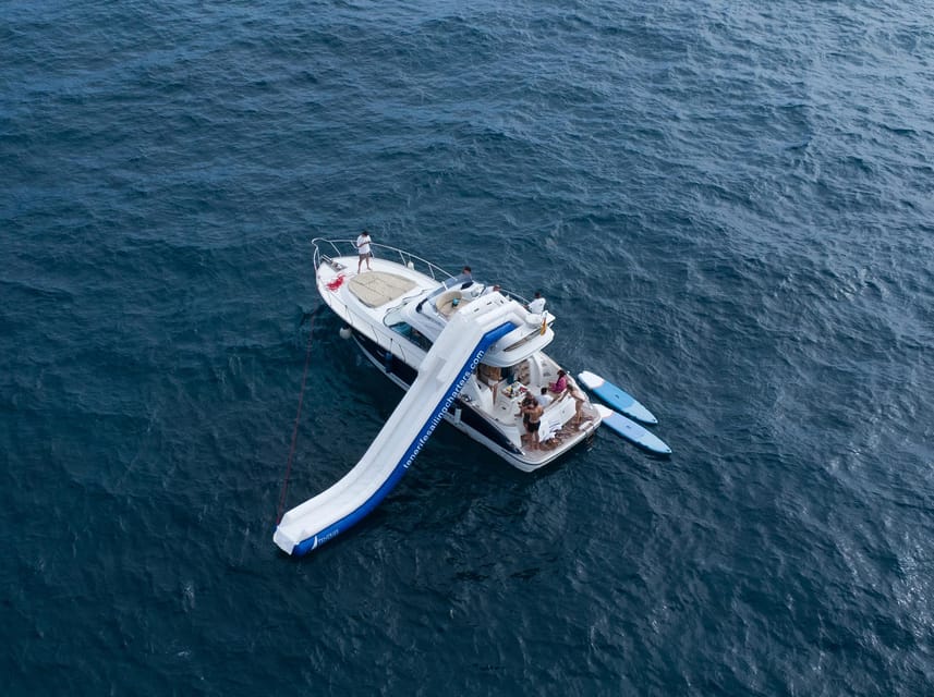 Tenerife: 2, 3 & 4 Hour Private Luxury Motorboat Charter - What happens at Puerto Colón