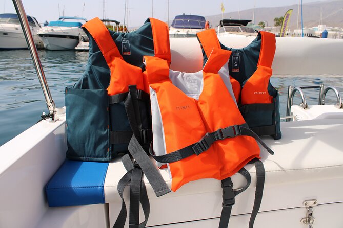 Tenerife Boat Rental in Costa Adeje - Making the most of the cooler, sunbeds, and speakers