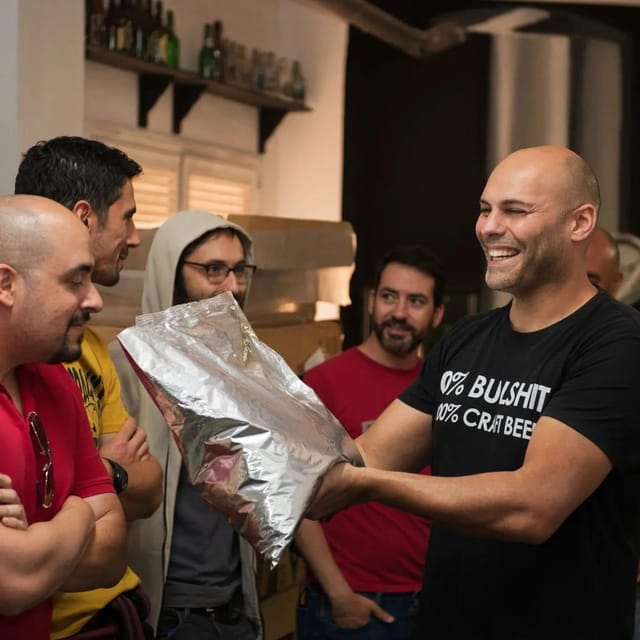 Tenerife : Brewery guided tour with tasting at TACOA Brewery - What the family story adds