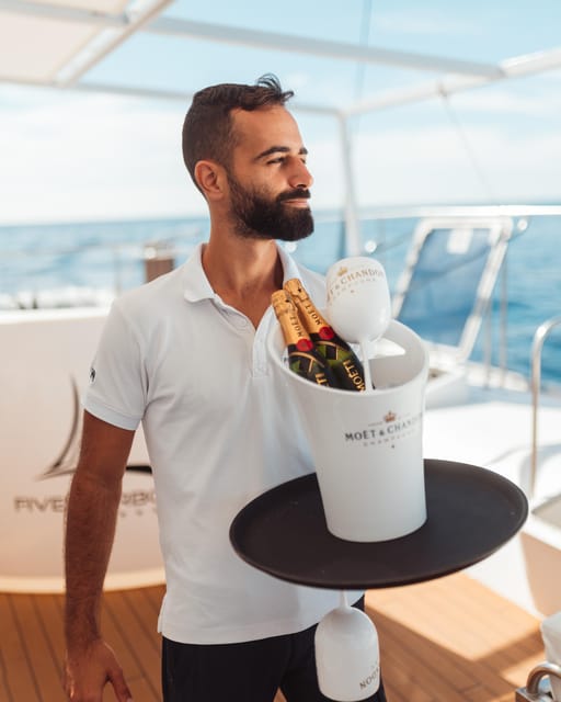Tenerife: Catamaran Cruise with Brunch and Unlimited Drinks - Unlimited drinks, with a few limits