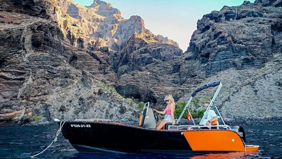 Tenerife: Discover Los Gigantes While Navigating a Boat - What your first minutes at the marina involve